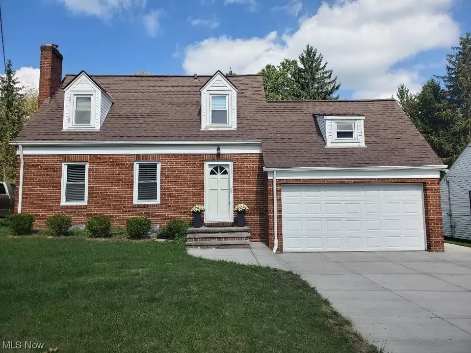 6525 E Pleasant Valley Rd, Independence, OH 44131 27 Photos Movoto