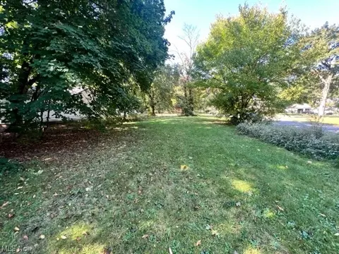 1151 Frederick Blvd, Akron, OH 44320
