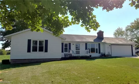 155 Pine St, Creston, OH 44217 photo 1