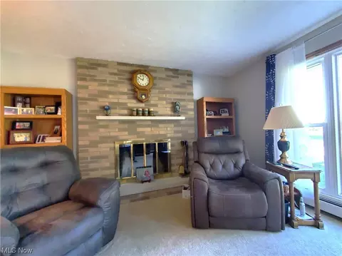 155 Pine St, Creston, OH 44217 photo 5