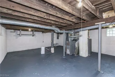 855 Sumner St, Akron, OH 44311 photo 29