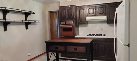 6015 Ford Rd, Elyria, OH 44035 photo 8