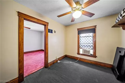 405 Harbor St, Conneaut, OH 44030 photo 25