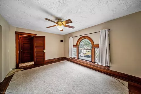405 Harbor St, Conneaut, OH 44030 photo 21