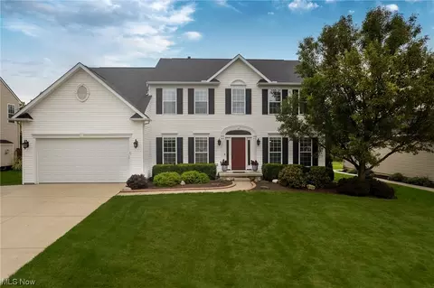 11408 Glen Abbey Dr, North Royalton, OH 44133