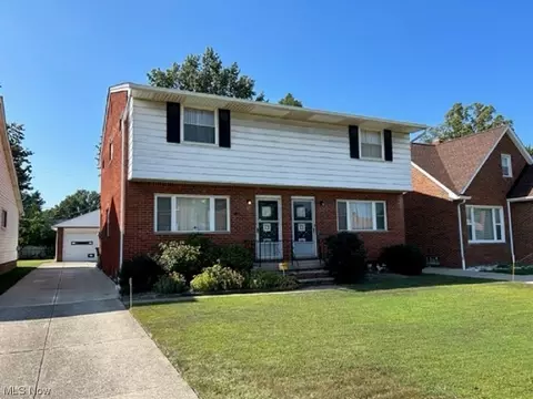 920 E 216th St, Euclid, OH 44119 photo 2