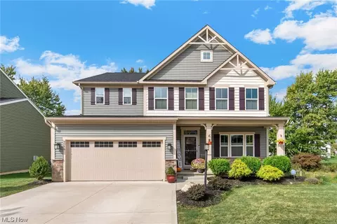9986 Ethan Dr, Olmsted Twp, OH 44138