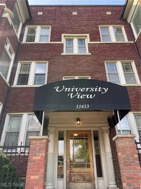 11433 Ashbury Ave #5, Cleveland, OH 44106