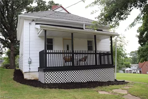 2406 17th St NE, Canton, OH 44705