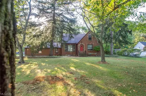 150 Richmond Rd, Richmond Heights, OH 44143