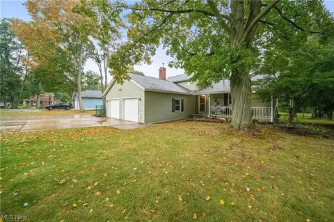 7585 Middle Ridge Rd, Madison, OH 44057