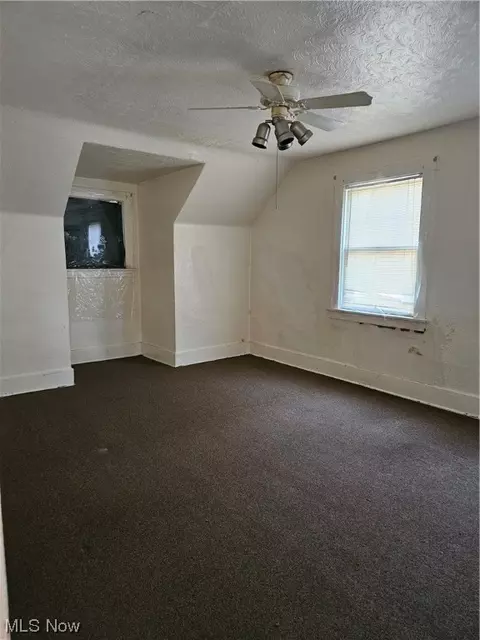 3939 4th St, Struthers, OH 44471 photo 8