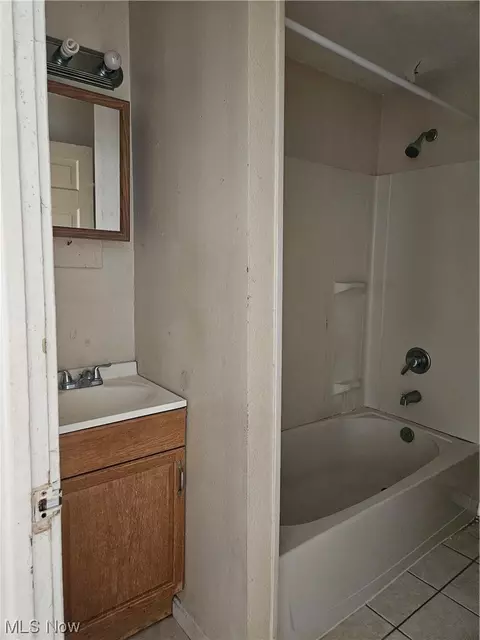 3939-3943 4th St, Struthers, OH 44471 photo 11