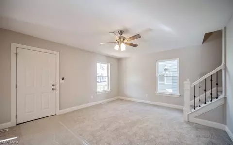 5165 Clement Ave, Maple Heights, OH 44137 photo 4