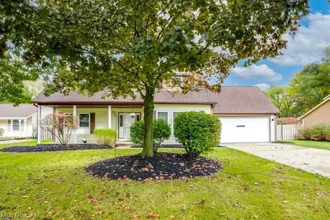 36111 Meadowdale Dr, Solon, OH 44139