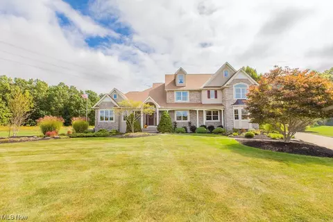 25685 Quarry Ridge Rd, Columbia Station, OH 44028