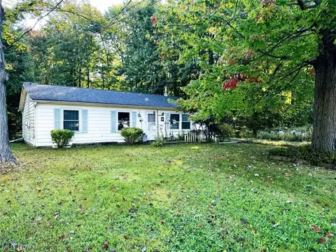 337 Chestnut St, Geneva, OH 44041