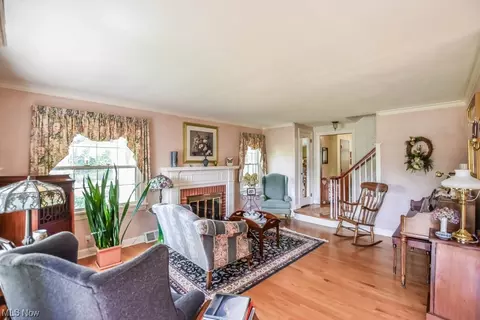 1131 Diamond St NE, Canton, OH 44721 photo 4
