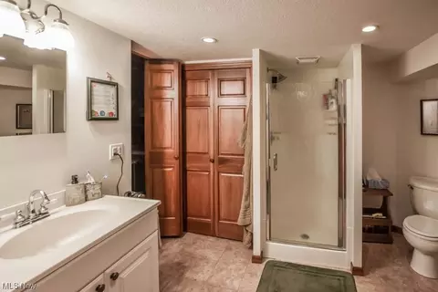 1131 Diamond St NE, Canton, OH 44721 photo 24