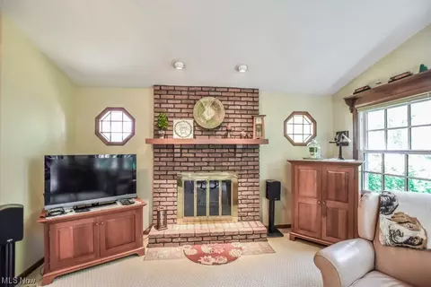 1131 Diamond St NE, Canton, OH 44721 photo 14