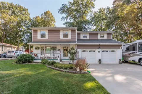 1072 Carol Ln, Tallmadge, OH 44278
