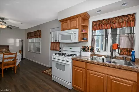 110 Baker Ave, Lodi, OH 44254 photo 15