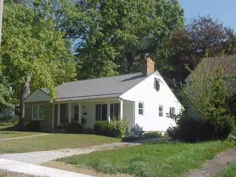 110 Baker Ave, Lodi, OH 44254