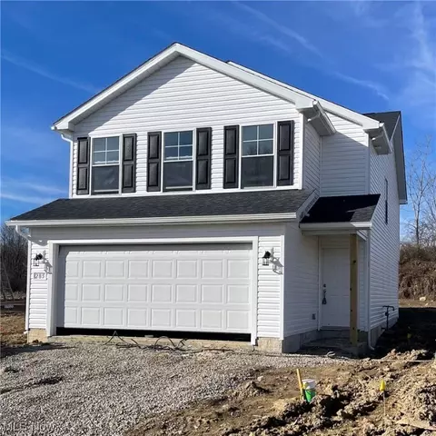 285 East Lake Drive, Lagrange, OH 44050