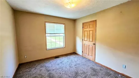 488 Rocky Point Rd, Fleming, OH 45729 photo 18