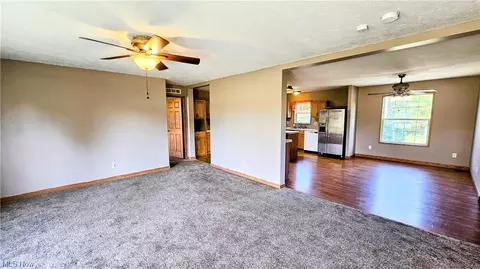 488 Rocky Point Rd, Fleming, OH 45729 photo 9
