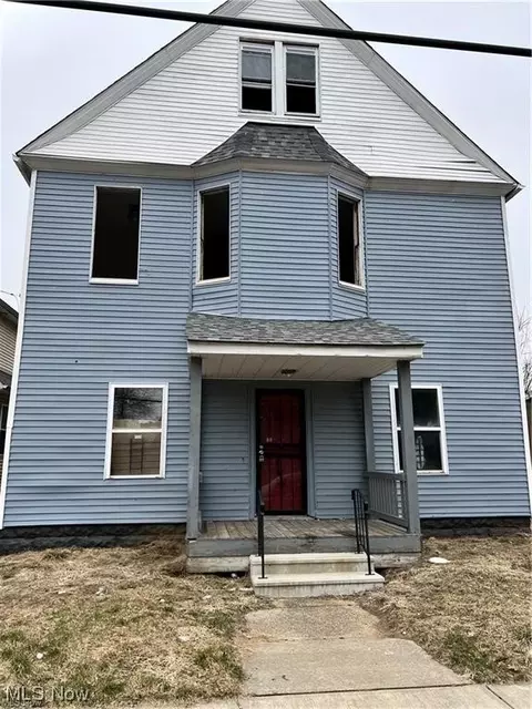 8301 Korman Ave, Cleveland, OH 44103