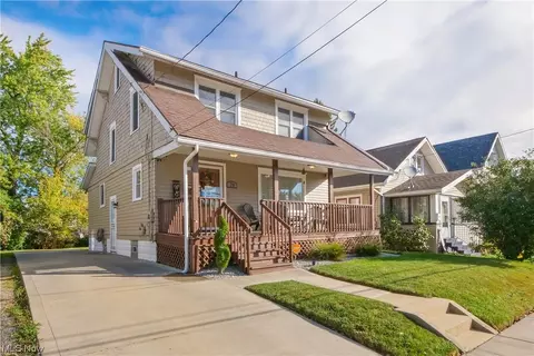 73 Youtz Ave, Akron, OH 44301