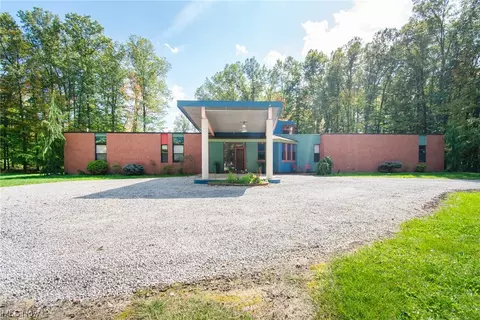 12175 Blott Rd, North Jackson, OH 44451