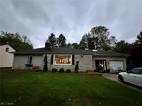 10127 Eureka Pkwy, Cleveland, OH 44130