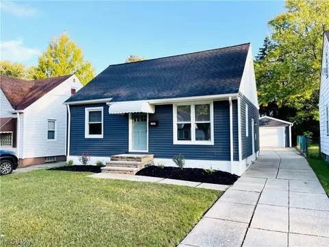 15309 Corkhill Rd, Maple Heights, OH 44137