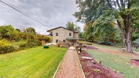 17017 State Route 339, Waterford, OH 45786