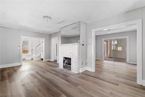1111 Riverside Dr, Akron, OH 44310 photo 7
