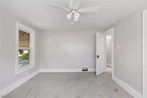 1111 Riverside Dr, Akron, OH 44310 photo 16