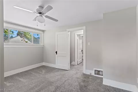 1111 Riverside Dr, Akron, OH 44310 photo 21