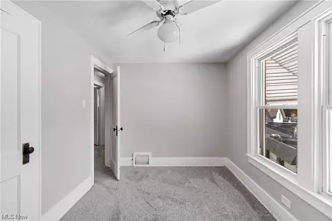 1111 Riverside Dr, Akron, OH 44310 photo 19