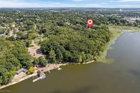 5160 Shoreview Cir NW, Canton, OH 44708 photo 7