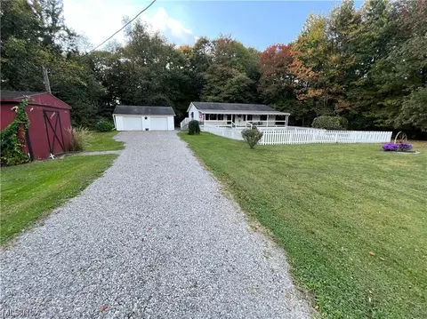 16525 State Route 45, Wellsville, OH 43968