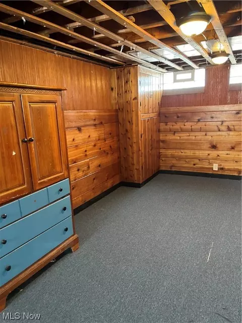7902 Essen Ave, Parma, OH 44129 photo 32