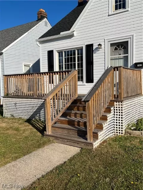 7902 Essen Ave, Parma, OH 44129 photo 2