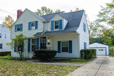 20212 Wickfield Ave, Warrensville Heights, OH 44122