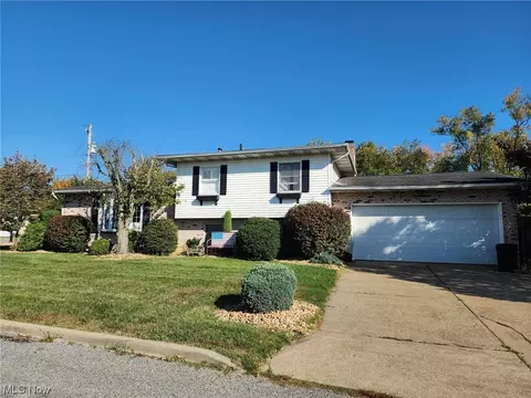 601 E Benita Dr, Mingo Junction, OH 43938