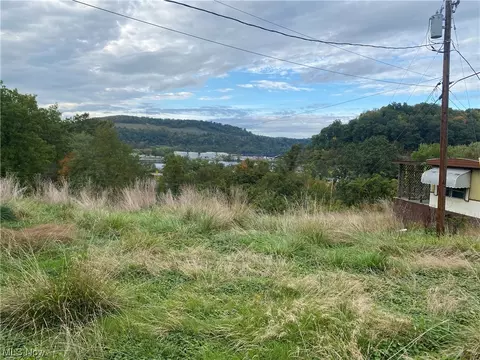 2015 Stone Shannon Rd, Wheeling, WV 26003 photo 24