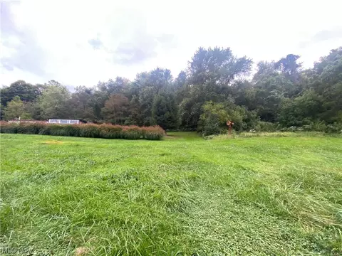 2015 Stone Shannon Rd, Wheeling, WV 26003 photo 21