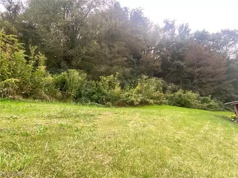 2015 Stone Shannon Rd, Wheeling, WV 26003 photo 18