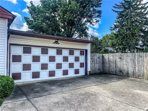 227 Montrose Ave NW, Canton, OH 44708 photo 22